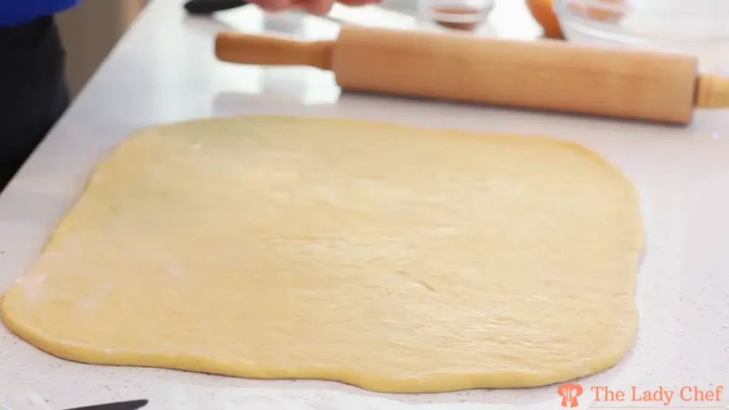 Pumpkin Cinnamon Rolls Recipe - Step 4