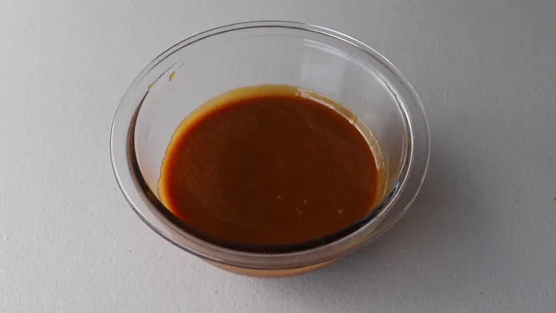 Caramel for Salted Caramel Macarons -1