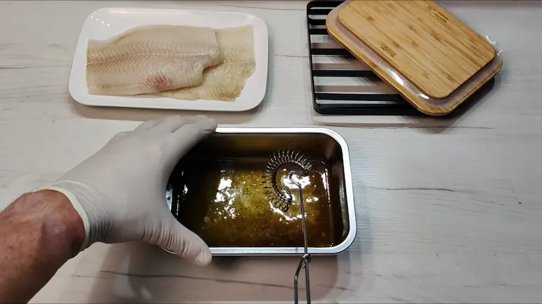 prepare the marinade for Air fryer Halibut-2