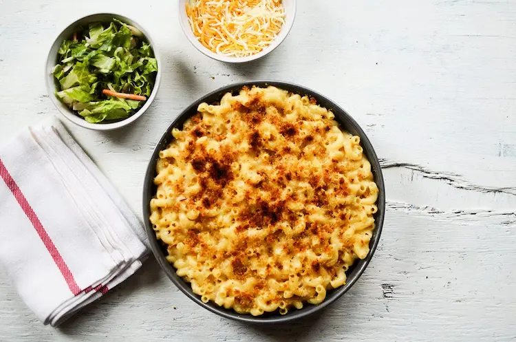 Cheesy Jalapeno Mac and Cheese with Deer Sausage 