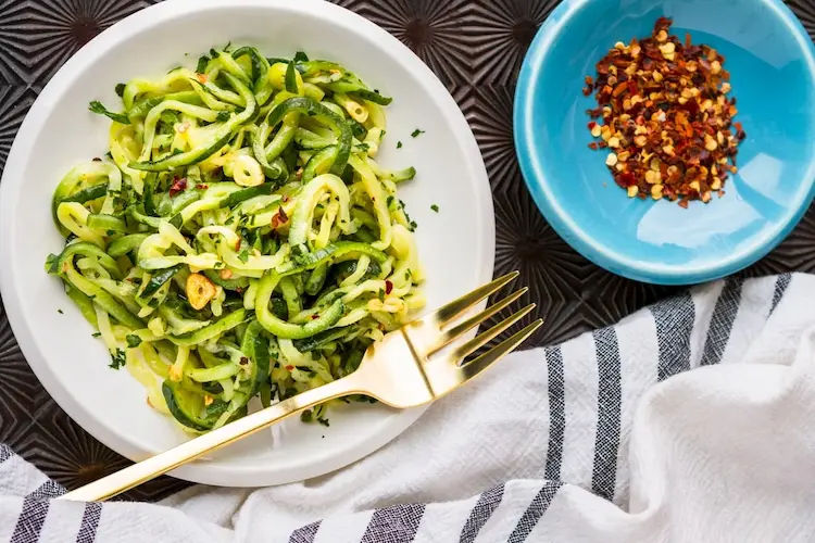 Zucchini Noodles (Zoodles) with Garlic and Olive Oil