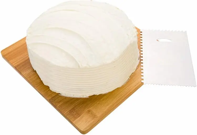 Restaurantware Pastry Tek and Cake Scraper